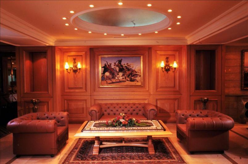Grand Hotel Beirut Eksteriør billede