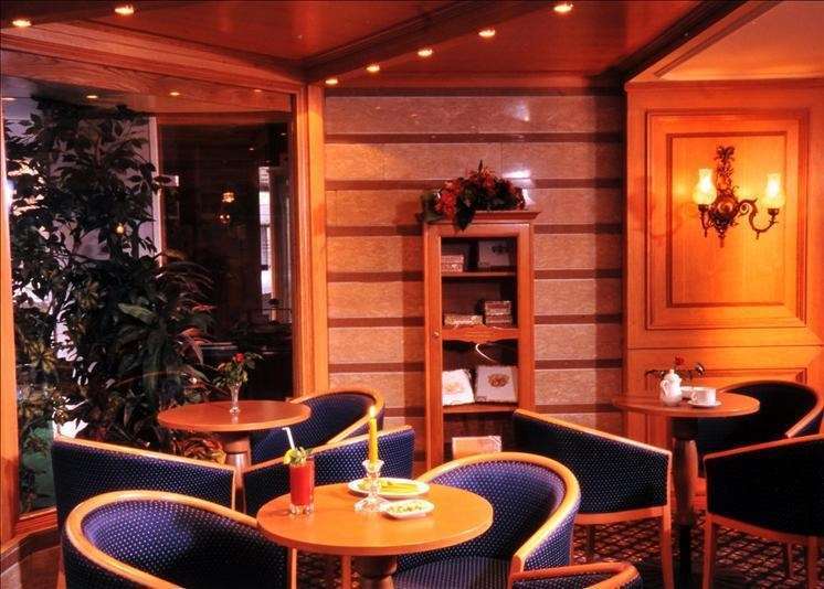 Grand Hotel Beirut Eksteriør billede